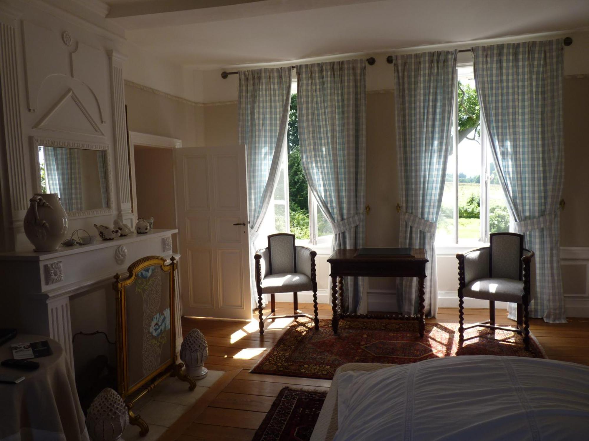 Chambres D'Hotes Le Petit Sully Sully  ภายนอก รูปภาพ